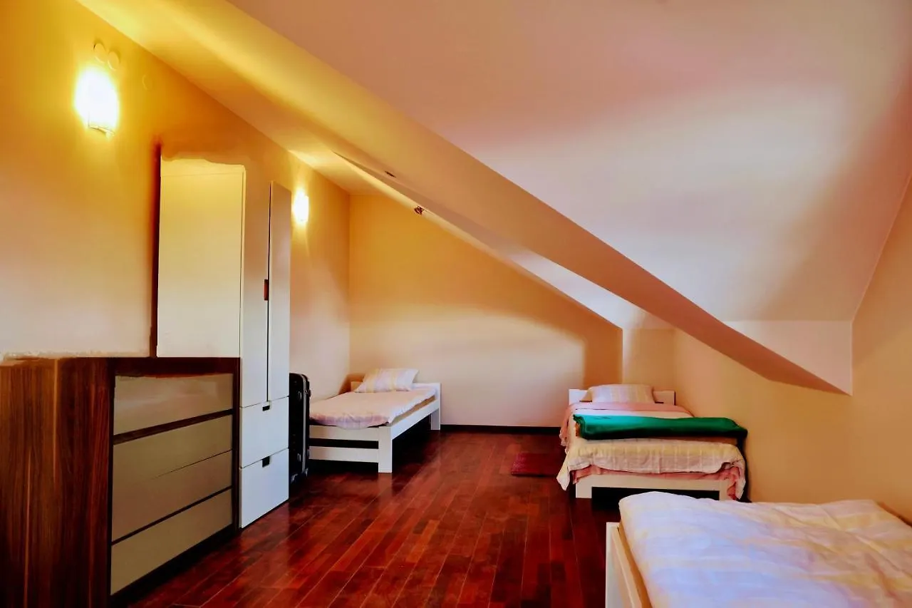 Hostel Villa Krasnowolska Airport Warszawa Polska